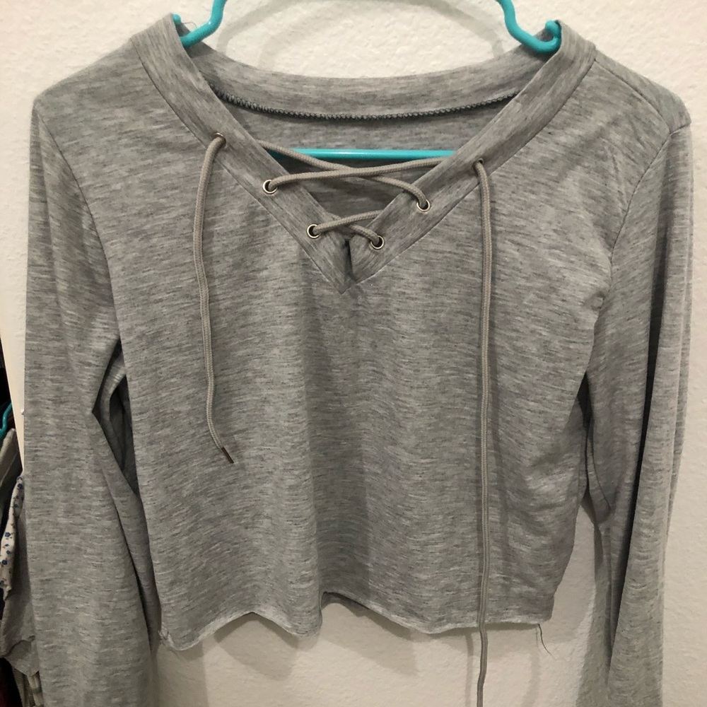 Tied up Long sleeves top